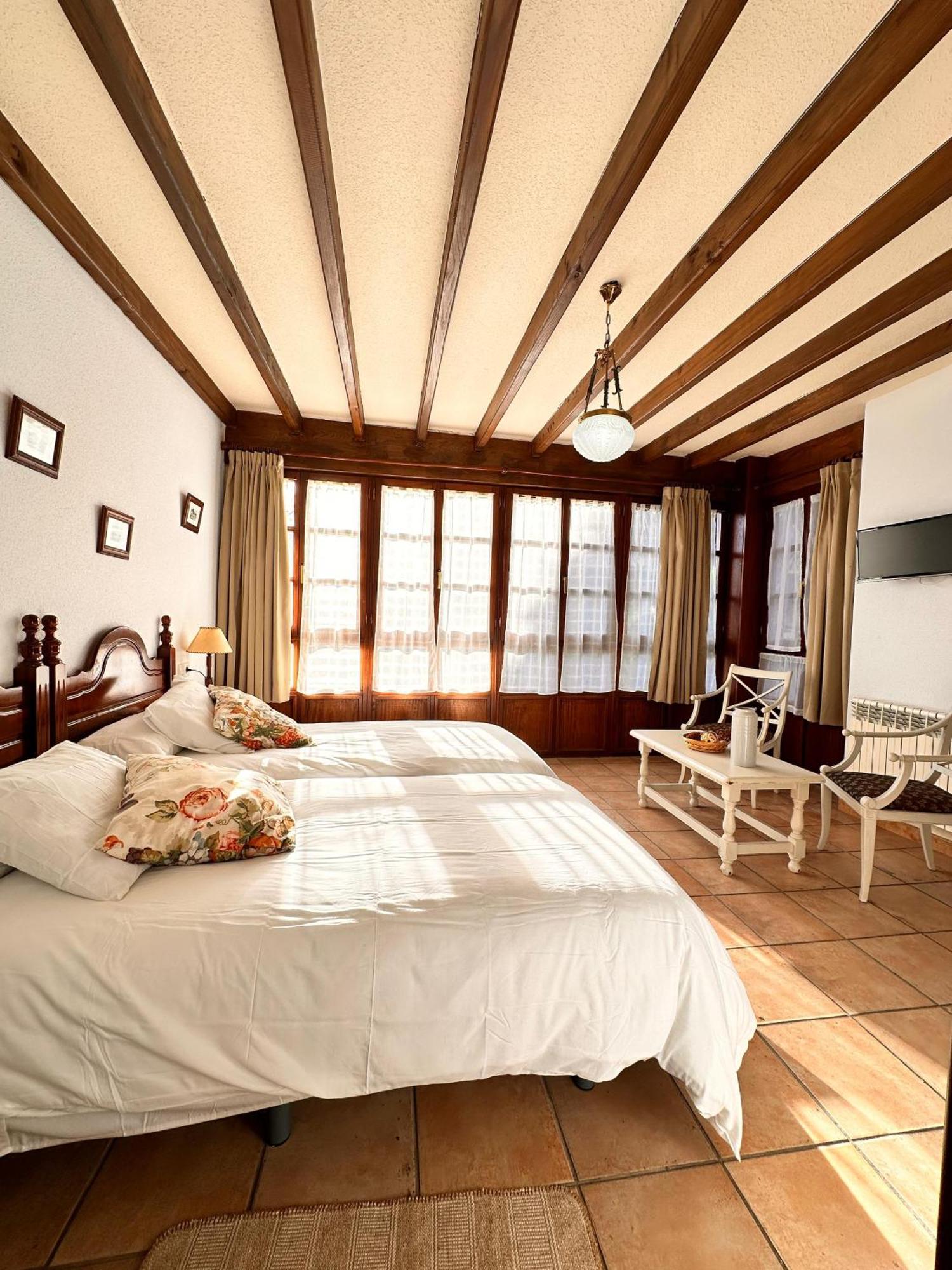 La Nozal De La Pena Guest House Villaviciosa  Exterior photo